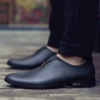 Design of Men's Work Shoes