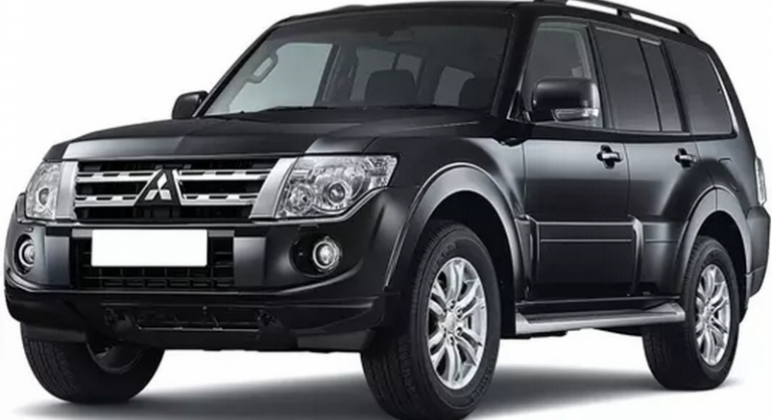 На фото: Mitsubishi Pajero IV