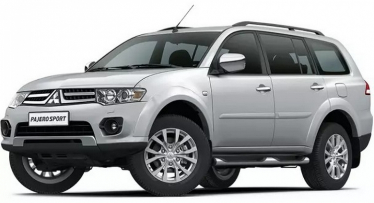 На фото: Mitsubishi Pajero Sport II поколение